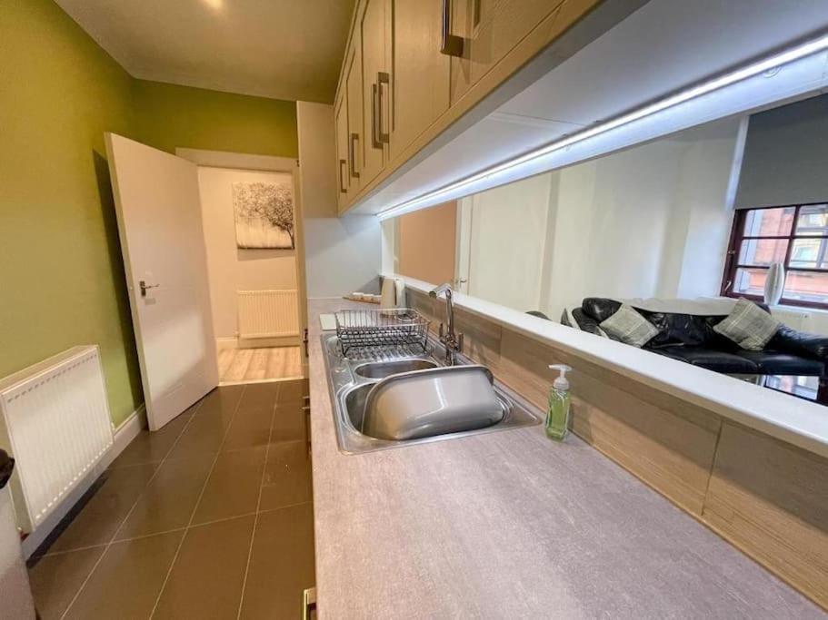 2 Bed Apartment In City Centre! Glasgow Zewnętrze zdjęcie